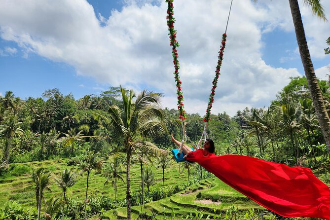 Ubud: Zipline, Bali Swing, and Sky Bike in a Private Rice Terrace - Seven photo spots, costumes, and camera help