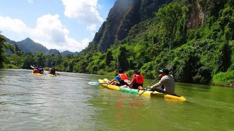 Vang Vieng: Zipline, Elephant Cave, Cave Rafting,Lagoon 1 - Pulling through the underwater caves
