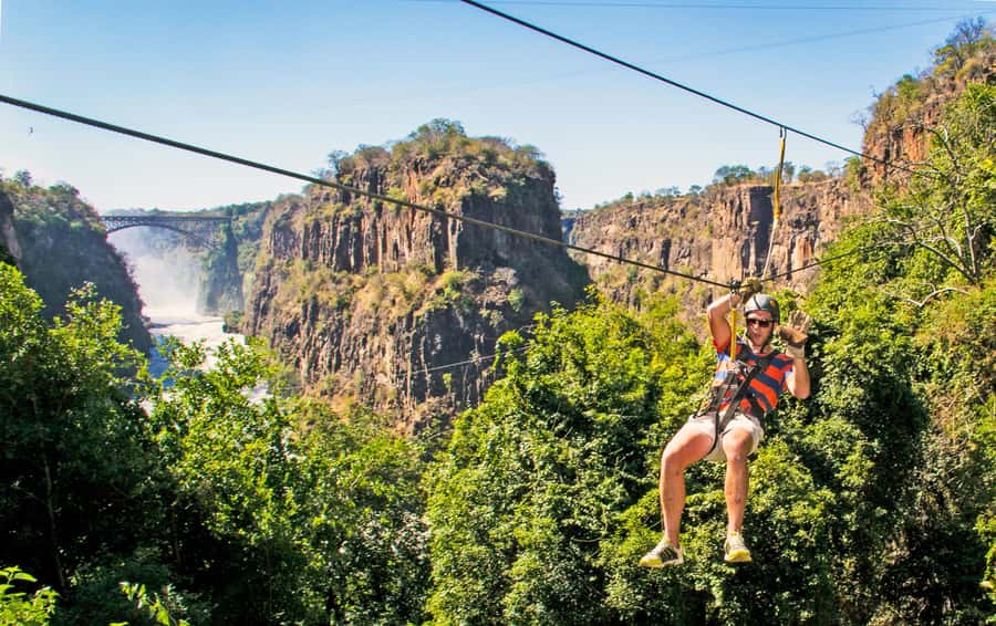 Victoria Falls: Canopy Tour with Transfers - What to wear and what to leave behind