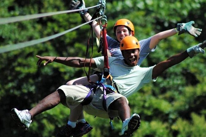 Zip Line in Punta Cana - A 30-minute stop at a typical Dominican house
