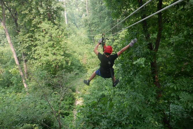 Zipline Adventure in Galena, Illinois - Six Ziplines With a Longer Finish