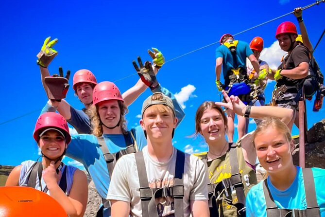Zipline Adventure in the Snake River Canyon - Riding the four-line course