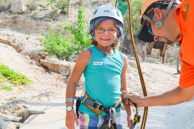 Zipline Extreme at Canopy Costa Azul: suspension bridge, rappel and ziplines - Rappelling down a 180-foot natural wall