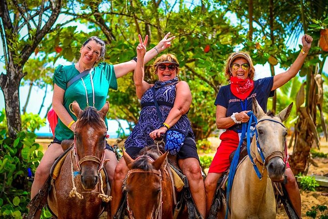 Zipline, Horse, Buggy and Macao Beach, Water Park with Lunch - A quick horseback ride in Macao