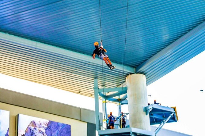 Zipline Sky Bull in Urban Environment in Toroverde urban park San Juan - Three lines from 150 to 400 feet