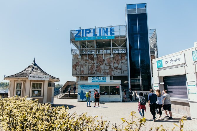 Zipline To The Falls in Niagara Falls, Canada - What the safety briefing means for first-timers